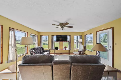 4529 Bell Station Rd, Circleville, OH 43113 photo 14
