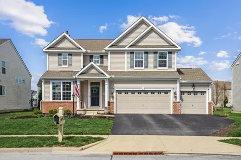 895 Saffron Dr, Sunbury, OH 43074