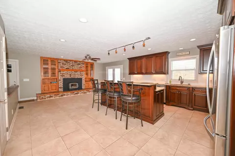 5010 Hughes Rd, Prospect, OH 43342 photo 2