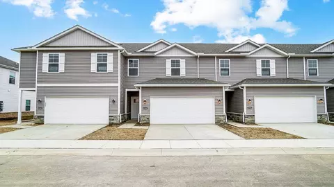 6346 S Marinelli Dr, Columbus, OH 43228