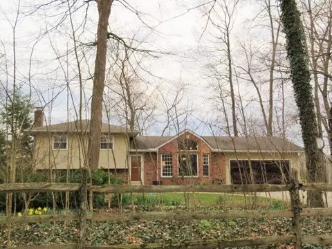 2917 Sterling Dr NW, Carroll, OH 43112