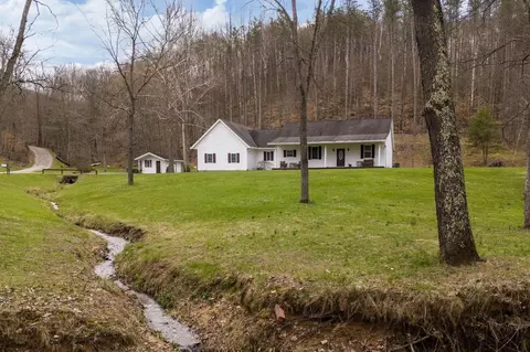 29809 Harry Short Rd, Mcarthur, OH 45651