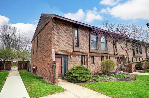 2810 Churchill Dr #29, Columbus, OH 43221