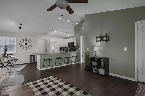 361 Virginia Ct, Pataskala, OH 43062