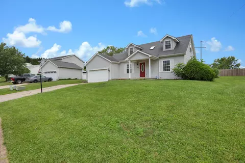 335 Mae St, Logan, OH 43138 photo 2