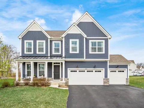 3262 Ellister Dr, Delaware, OH 43015