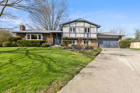 4502 Loos Cir E, Columbus, OH 43214