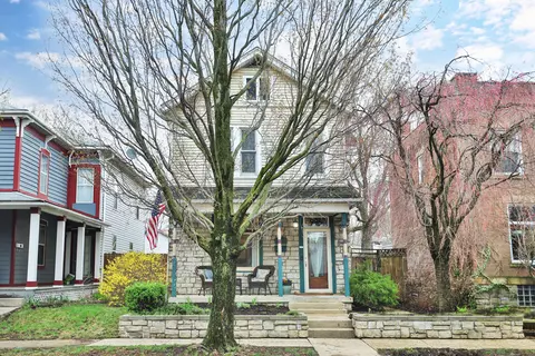 996 Pennsylvania Ave, Columbus, OH 43201
