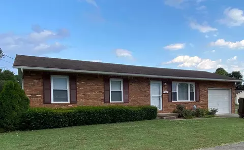 242 Weis St, Logan, OH 43138