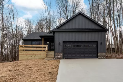 27 Brooklawn Ct, Howard, OH 43028