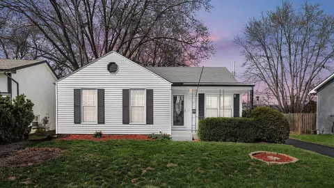 1428 Archmere Sq S, Columbus, OH 43229