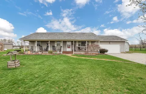 7043 Justus Rd SW, Stoutsville, OH 43154