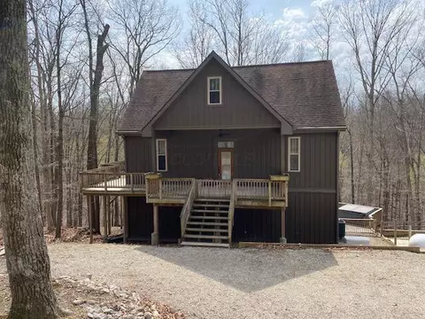 2014 Montezuma Ln, Sugar Grove, OH 43155
