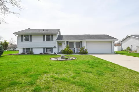 1035 Amboise Dr, Marion, OH 43302