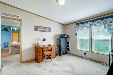 6766 Garlough Rd, Springfield, OH 45502 photo 25