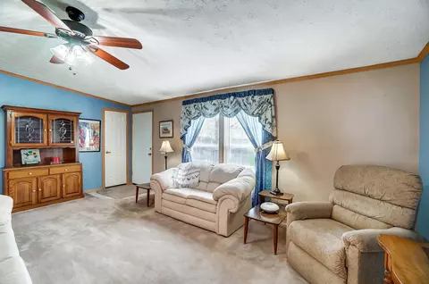 6766 Garlough Rd, Springfield, OH 45502 photo 7