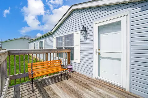 6766 Garlough Rd, Springfield, OH 45502 photo 5