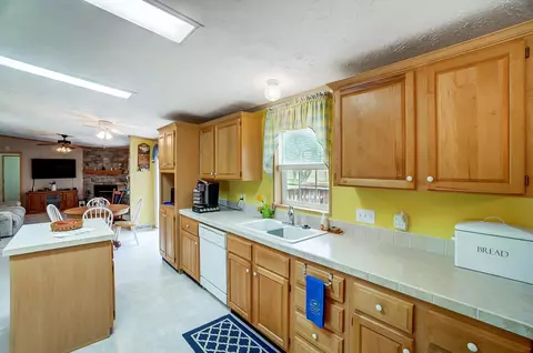 6766 Garlough Rd, Springfield, OH 45502 photo 13
