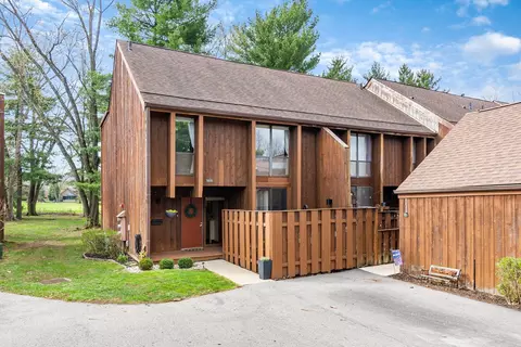 5035 Chuckleberry Ln #1, Westerville, OH 43081