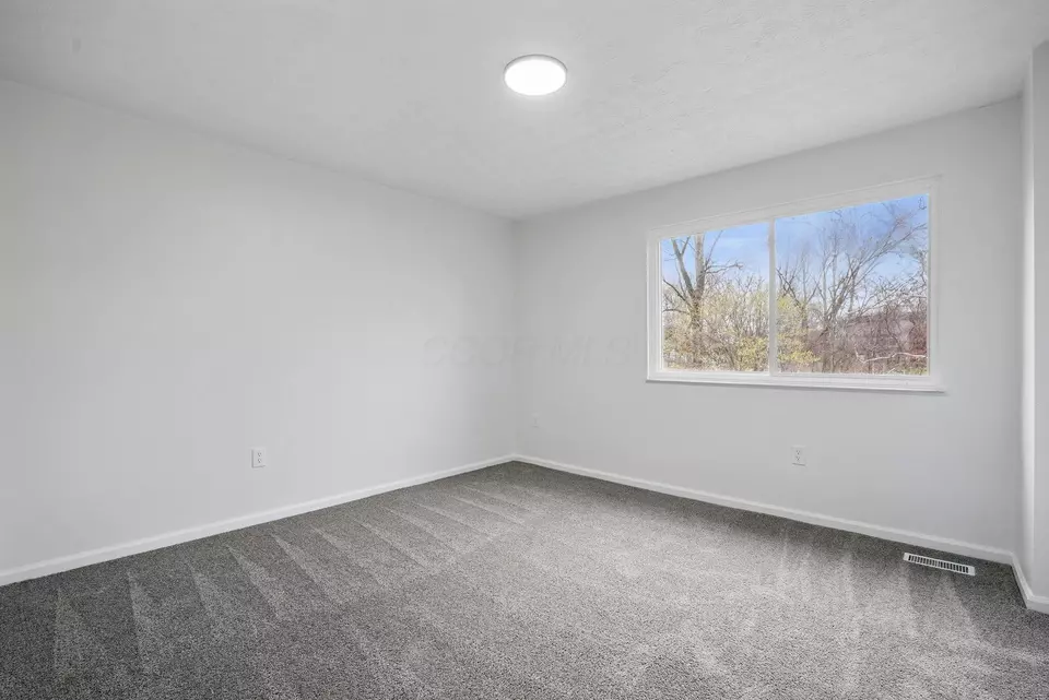 Bedroom - 5696 Great Hall Ct, Columbus, OH 43231 photo 1 of 3