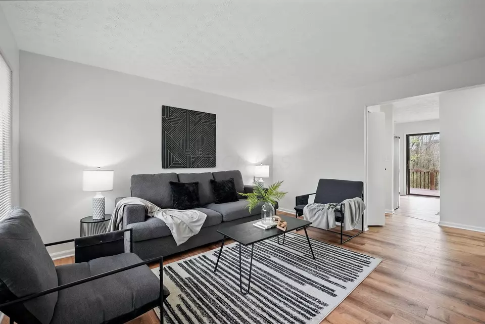 Living - 5696 Great Hall Ct, Columbus, OH 43231 photo 1 of 5