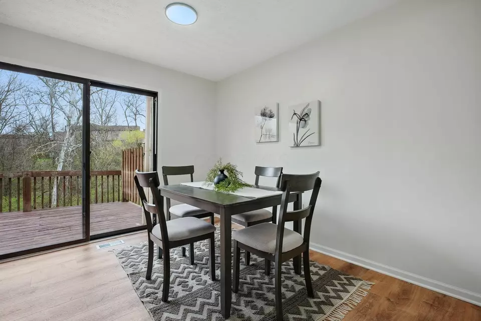 Dining - 5696 Great Hall Ct, Columbus, OH 43231 photo 2 of 2