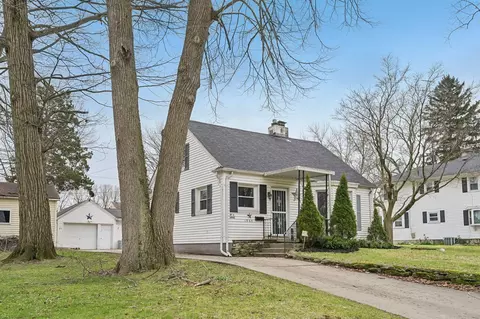 1965 Harshman Blvd, Springfield, OH 45504