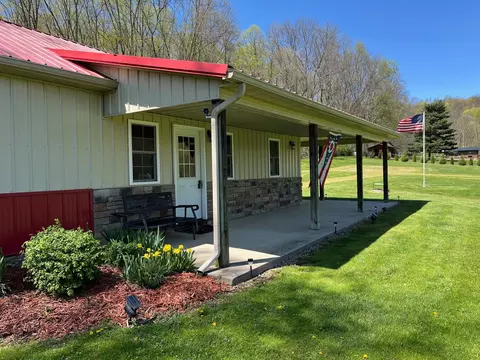 4015 Township Road 271, Killbuck, OH 44637