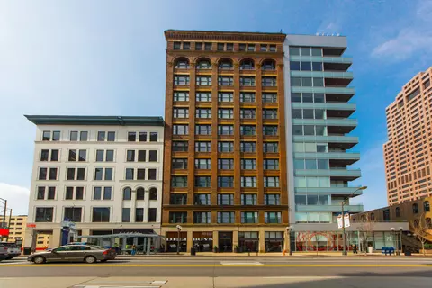 145 N High St #900, Columbus, OH 43215