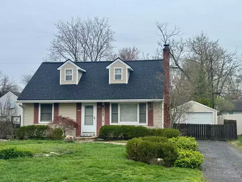 2382 Shrewsbury Rd, Columbus, OH 43221