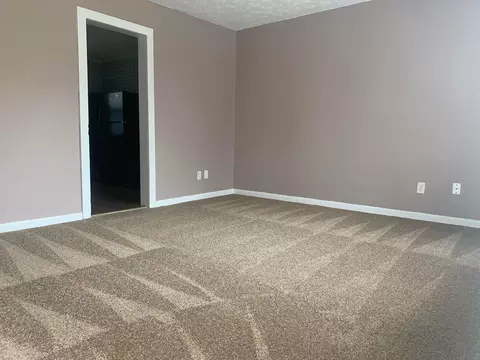 3364 Arnsby Rd, Columbus, OH 43232