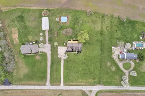 View/Area - 6769 Ludwig Dresback Rd, Circleville, OH 43113 photo 2 of 6