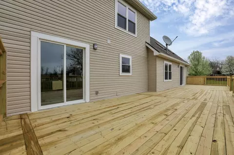 Exterior - 6769 Ludwig Dresback Rd, Circleville, OH 43113 photo 9 of 16