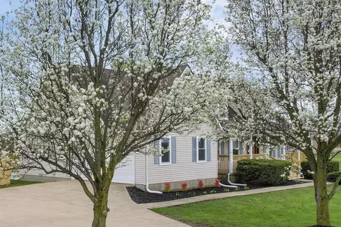 Exterior - 6769 Ludwig Dresback Rd, Circleville, OH 43113 photo 4 of 16