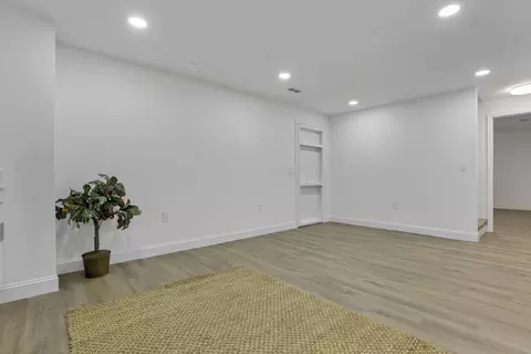 Living - 6769 Ludwig Dresback Rd, Circleville, OH 43113 photo 6 of 6