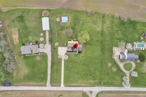 View/Area - 6769 Ludwig Dresback Rd, Circleville, OH 43113 photo 1 of 6