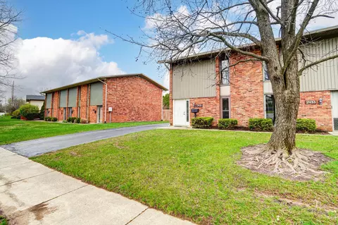 2431 Red Coach Dr, Springfield, OH 45503 photo 3