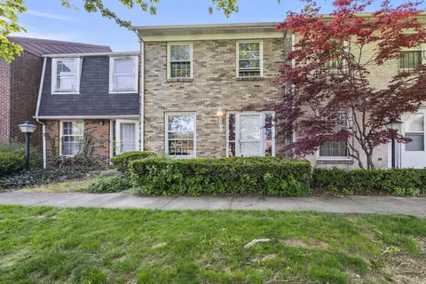 1006 Hardesty Pl W, Columbus, OH 43204