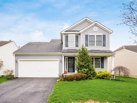 3853 Snowshoe Ave, Grove City, OH 43123
