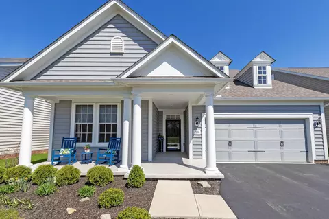 7646 Parkside Dr, New Albany, OH 43054