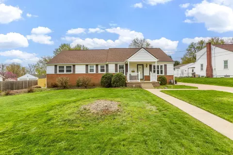 1738 W Chestnut St, Lancaster, OH 43130