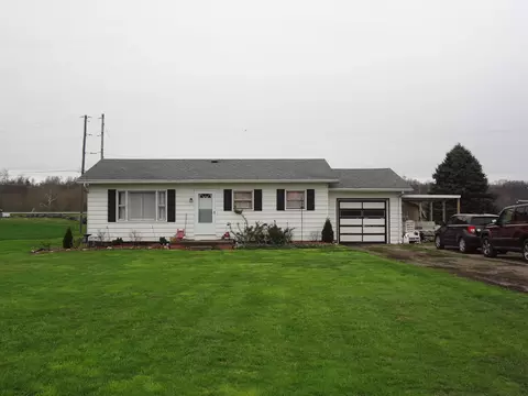 23147 County Road 621, Coshocton, OH 43812