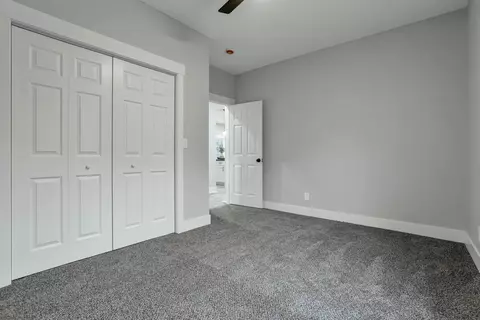 Bedroom - 18 Sinalda Ave SE, Newark, OH 43055 photo 5 of 7