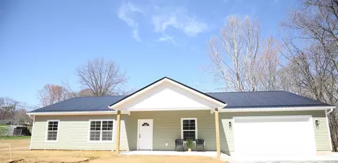 18 Sinalda Ave SE, Newark, OH 43055