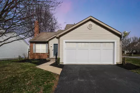 674 Arden St, Lewis Center, OH 43035