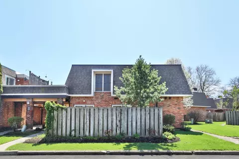 1558 Lafayette Dr #A, Columbus, OH 43220