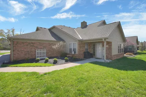 594 Piney Glen Dr, Columbus, OH 43230