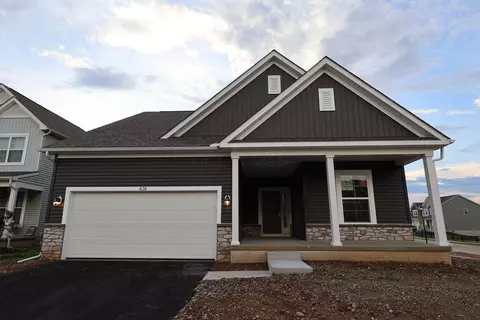 426 Colonial Club Rd, Commercial Point, OH 43116