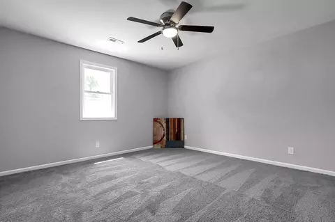 Bedroom - 705 Clinton St, Circleville, OH 43113 photo 5 of 6