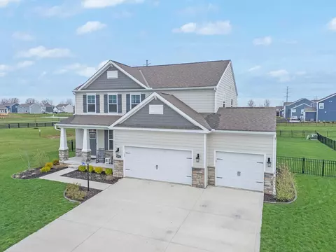 2767 Balsamridge Dr, Delaware, OH 43015